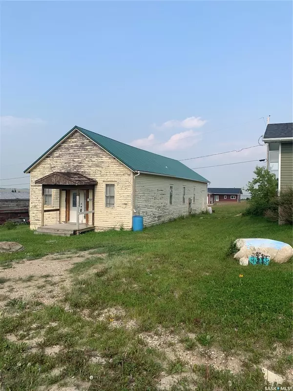 Manitou Beach, SK S0K 4T1,307 Richard STREET