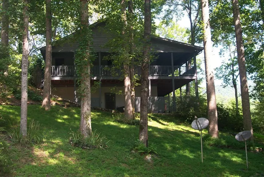 1215 Sam Cove Road, Robbinsville, NC 28771