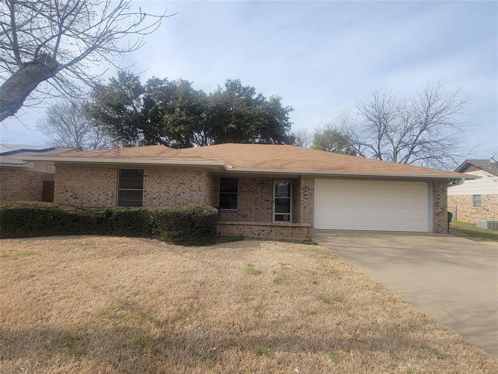 Graham, TX 76450,1416 Green Street