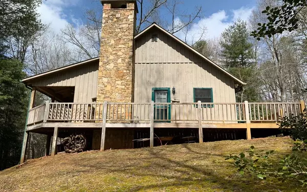 Hiawassee, GA 30546,302 Barefoot Hills Road