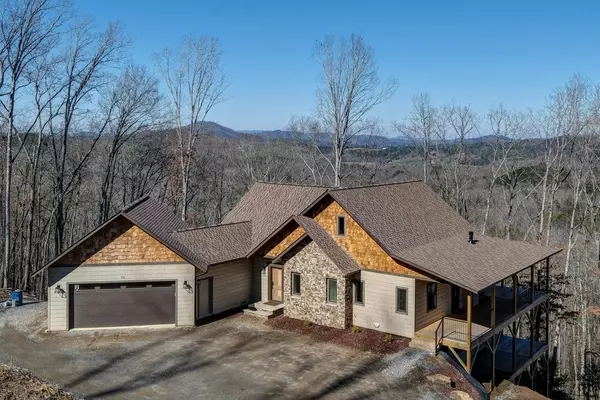 Brasstown, NC 28902,316 Grand Laurel