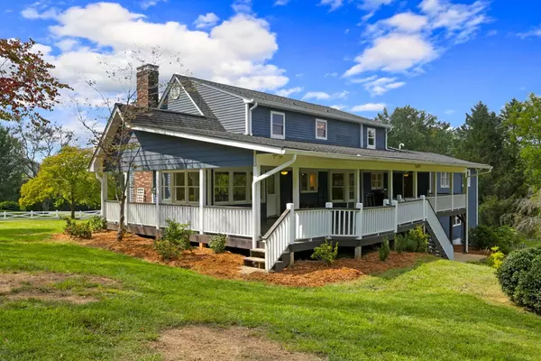 Brasstown, NC 28902,48 Waldorf