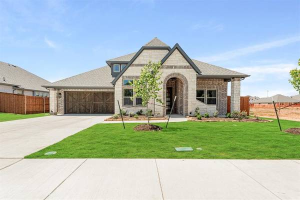 1033 Stillmeade Drive, Midlothian, TX 76065