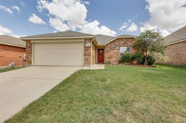 14140 Snaffle Bit Trail, Fort Worth, TX 76052