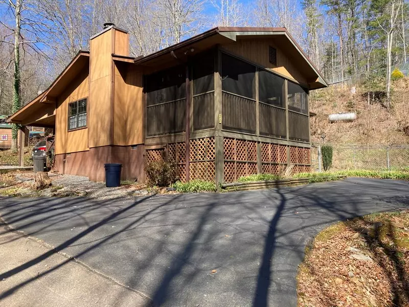 32 Fox Hollow Cove, Murphy, NC 28906