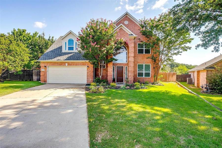 537 Austin Oaks Drive, Grapevine, TX 76051