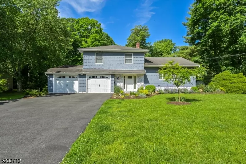 91 Kiwanis Dr, Wayne Twp., NJ 07470