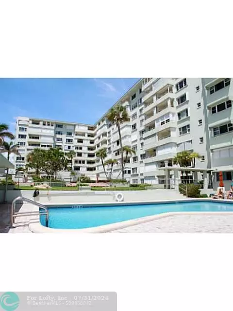 Lauderdale By The Sea, FL 33062,1850 S Ocean Blvd  #812