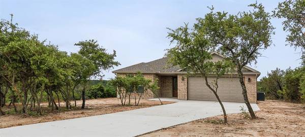 1450 Anchors Way, Bluff Dale, TX 76433