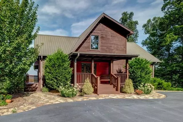 455 Brasstown Acres, Brasstown, NC 28902