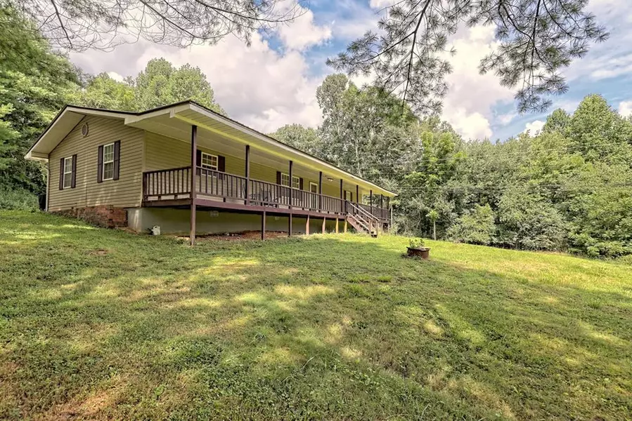 855 Grassy Creek, Copperhill, TN 37317