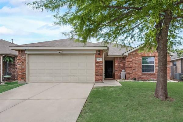 1161 Roping Reins Way, Fort Worth, TX 76052