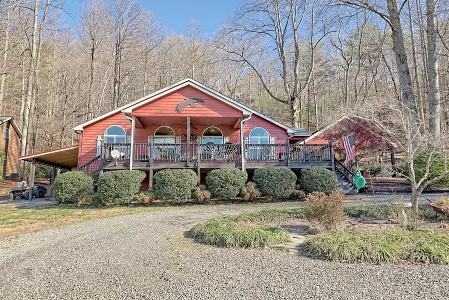 3201 Creekview Road, Hiawassee, GA 30546