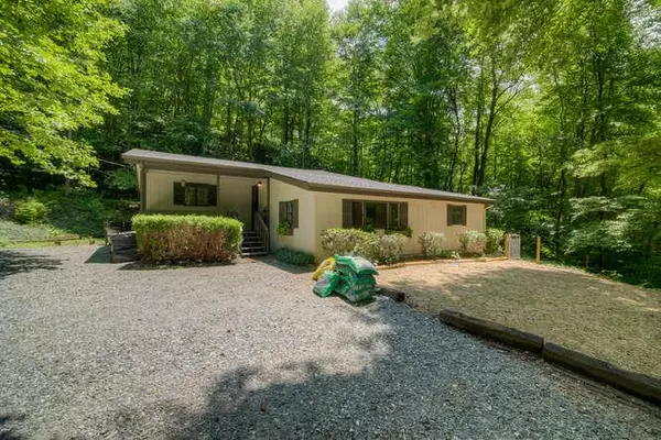 Andrews, NC 28901,609 Collett Creek