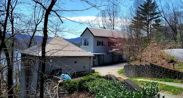 Robbinsville, NC 28771,67 Indian Trail