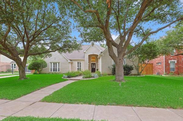 1905 Water Lily Drive, Southlake, TX 76092