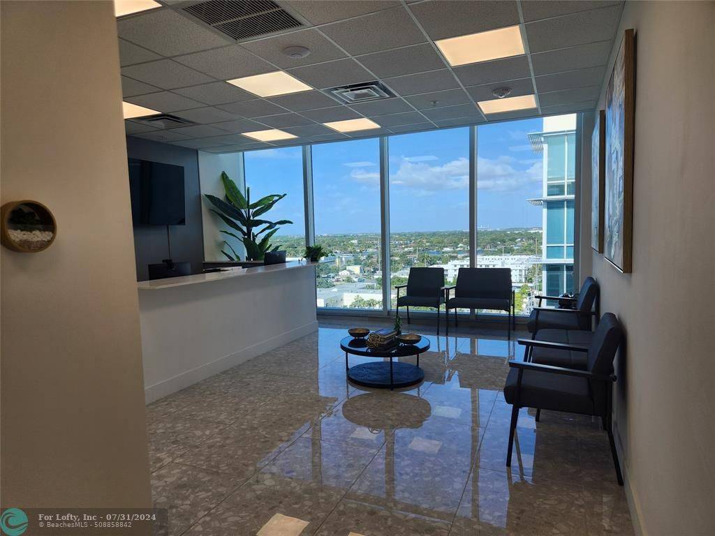 Miami, FL 33180,2820 NE 214th St #1002