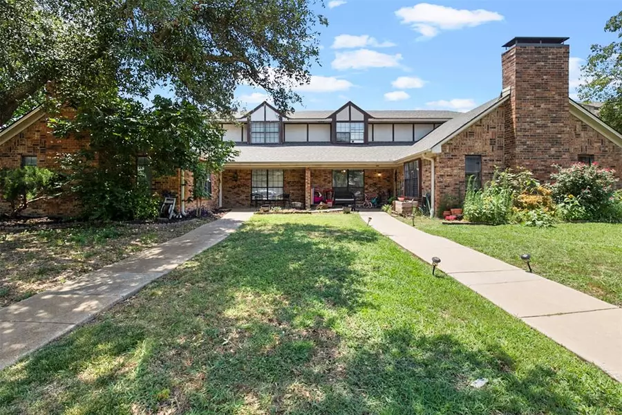 1700-1702 Tree House Lane, Plano, TX 75023