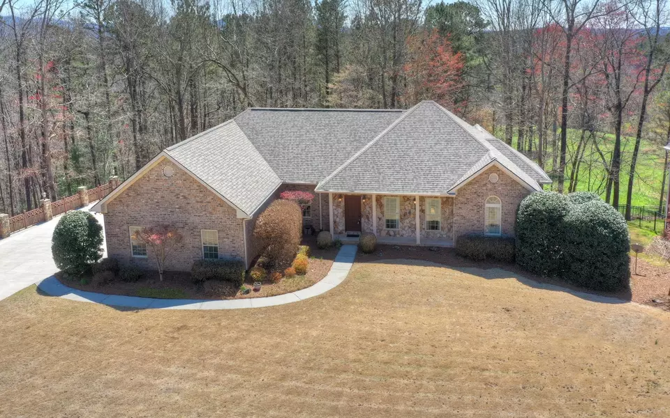 396 The Oaks Drive, Ellijay, GA 30540