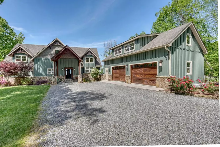 3125 CHATUGE OVERLOOK, Hiawassee, GA 30546