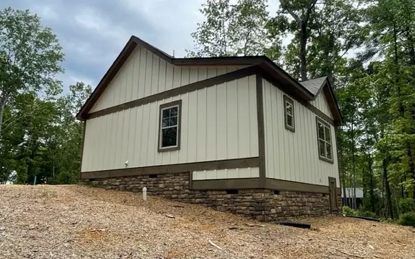 Ellijay, GA 30540,286 Lake Top Lane