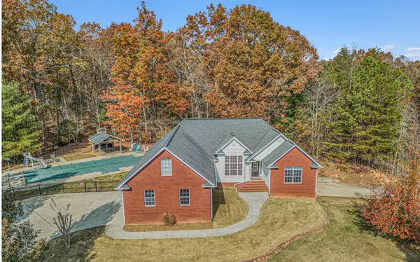 410 Crabapple Lane,  Ellijay,  GA 30540