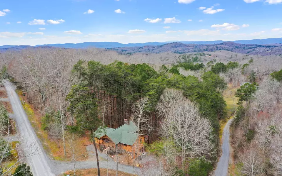 48 Logan Drive, Mineral Bluff, GA 30559