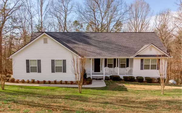 81 Old Oak Way, Dahlonega, GA 30533