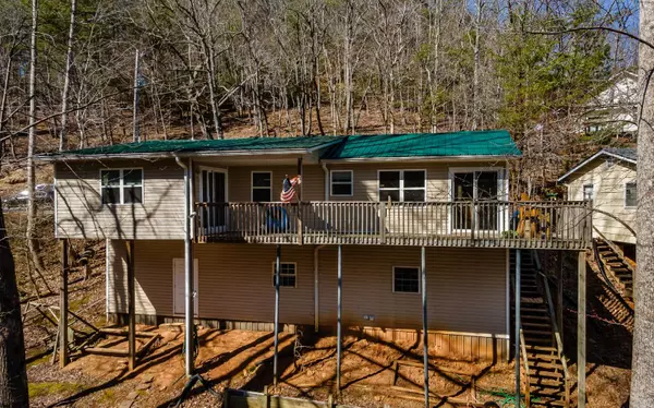 Hiawassee, GA 30546,707 Mountain View Drive