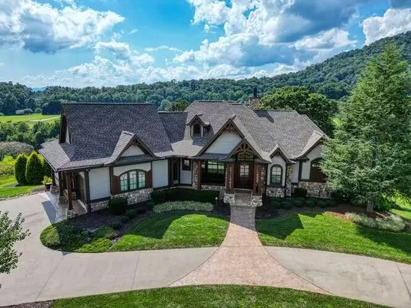 67 Meadow Ridge Drive, Hayesville, NC 28904