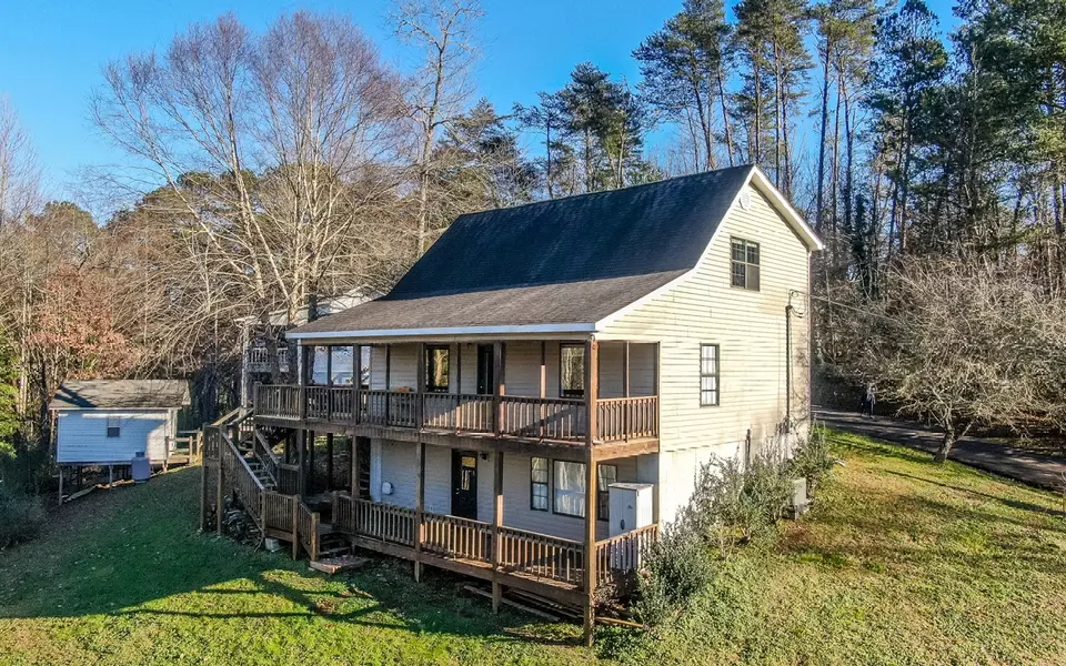 113 Holly Ridge Lane, East Ellijay, GA 30540