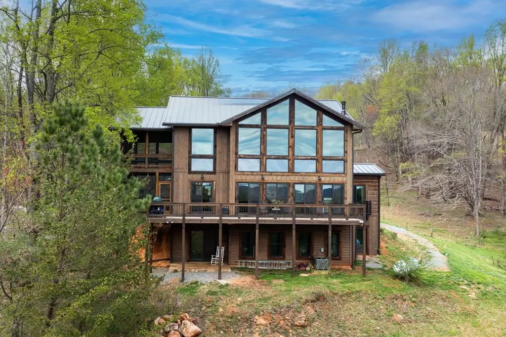 Ellijay, GA 30636,466 Scrougetown Road