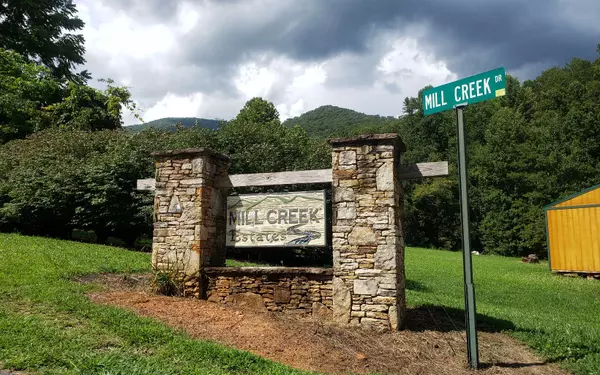 6 Mill Creek Overlook, Hayesville, NC 28904