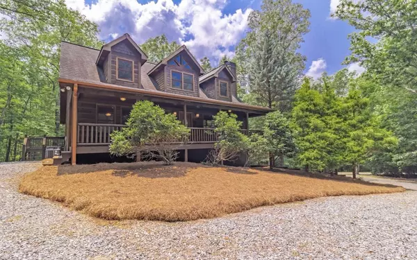 425 Hunters Ridge Road, Mineral Bluff, GA 30559