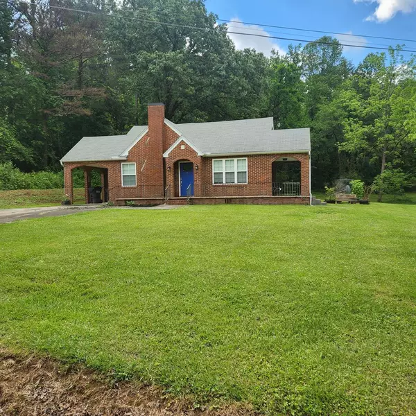 214 Bell Street, Hiawassee, GA 30547