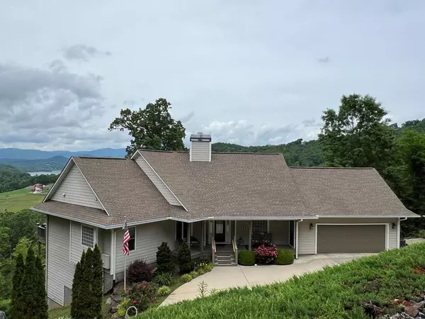 131 Little Deer Run, Hayesville, NC 28904