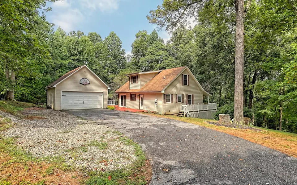 277 Tracy Street, Blairsville, GA 30512