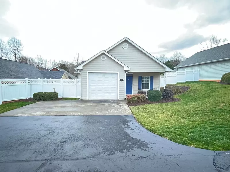 403 Long View Circle, Hiawassee, GA 30546