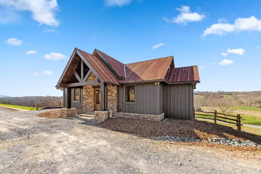 214 Big Valley Overlook, Morganton, GA 30560