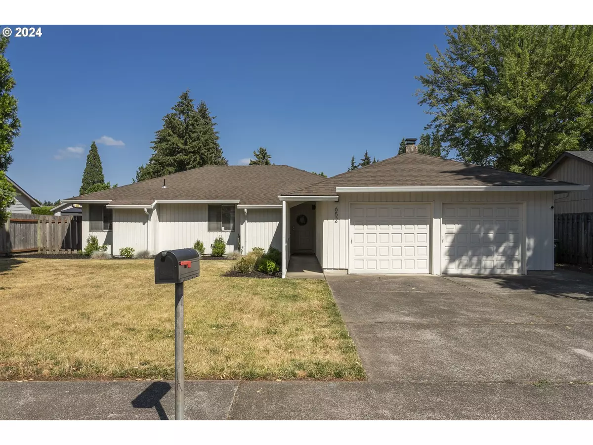 Hillsboro, OR 97123,652 SE 35TH AVE