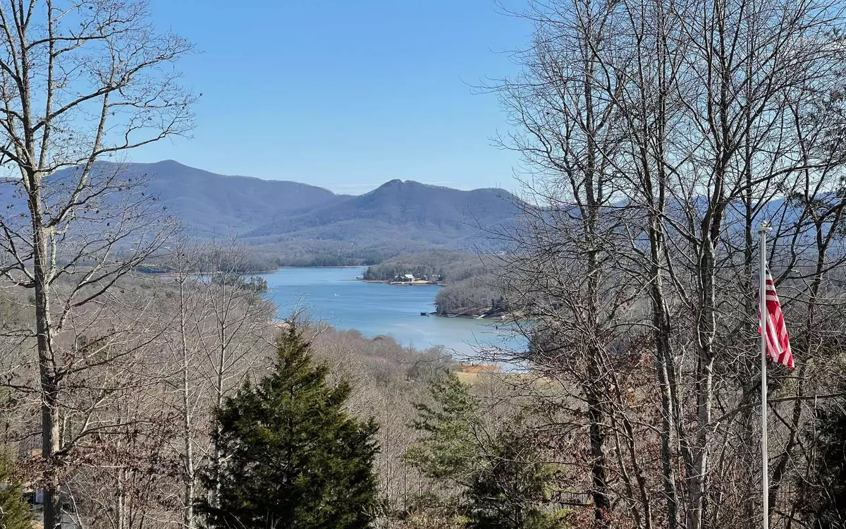 Hayesville, NC 28904,318 Windy Ridge Road