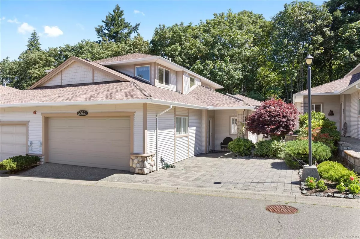 Nanaimo, BC V9T 0P6,5962 Blairmore Pl