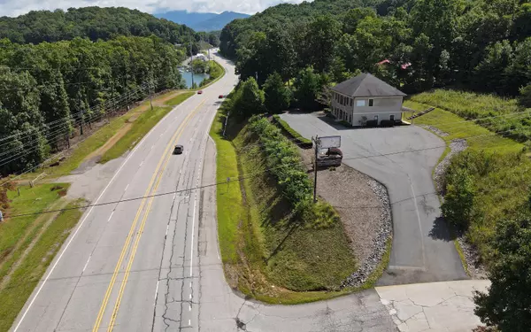 Hiawassee, GA 30546,3056 Hwy 76