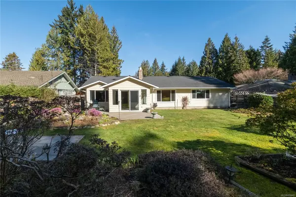 Qualicum Beach, BC V9K 1L2,749 Canyon Crescent Rd