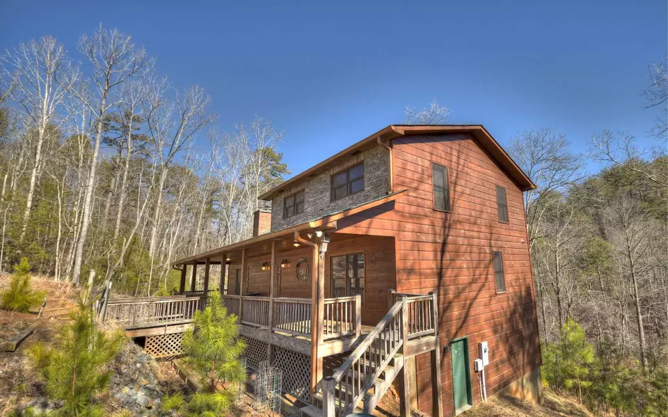 399 Palmetto Drive, Ellijay, GA 30540