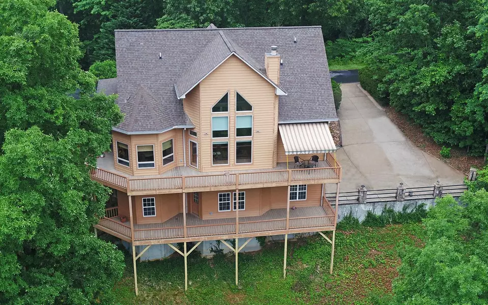 532 Eagles View Circle, Hayesville, NC 28904