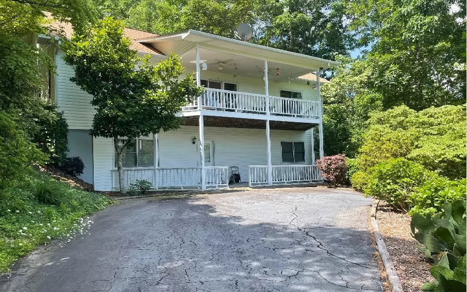 1303 Ramey Mountain Road, Hiawassee, GA 30546