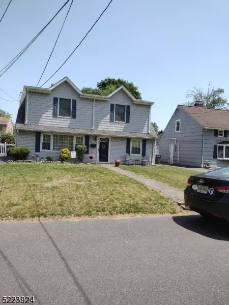 18 Tuttle St, Green Brook Twp., NJ 08812