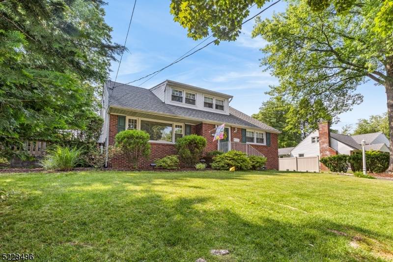 203 Union St, Oradell Boro, NJ 07649