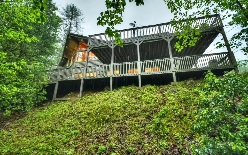 Ellijay, GA 30540,466 Walker Ridge